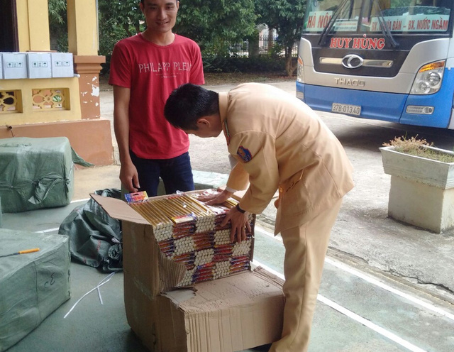 vận chuyển lậu hàng hóa
